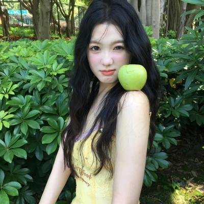 柏婷娜小姐